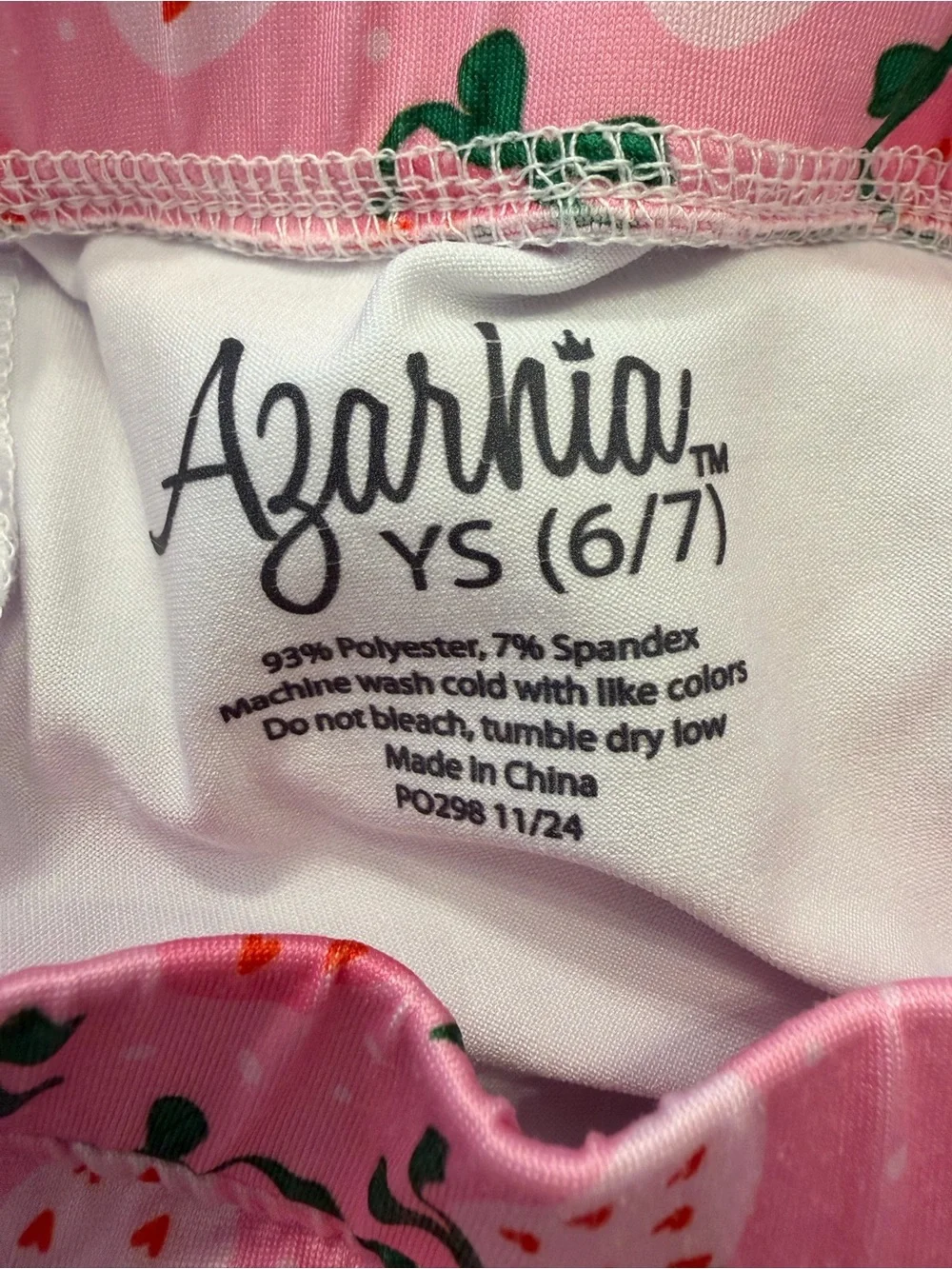 Azarhia Girls' Strawberry Skort with Matching Skirt & Built-in Shorts (YS 6/7)
